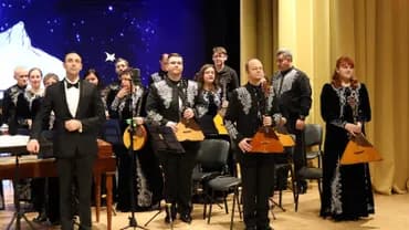 Двенадцать месяцев