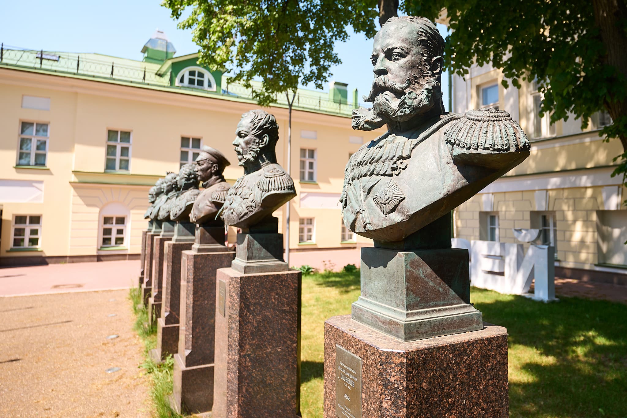 Бюст Михаила Скобелева