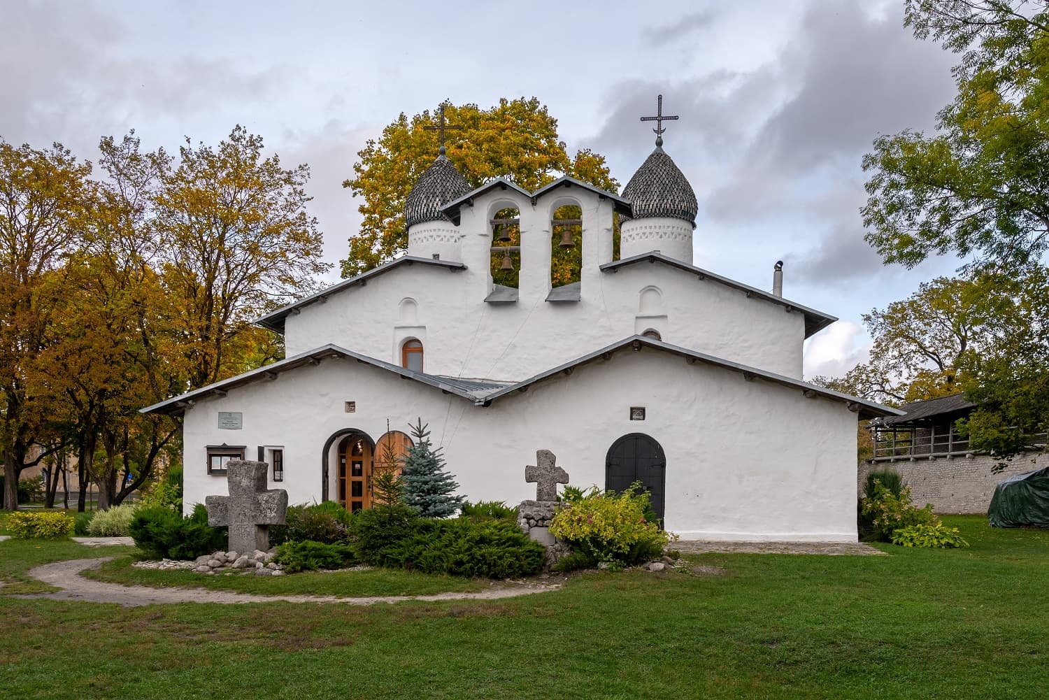 Церковь Покрова и Рождества Богородицы от Пролома