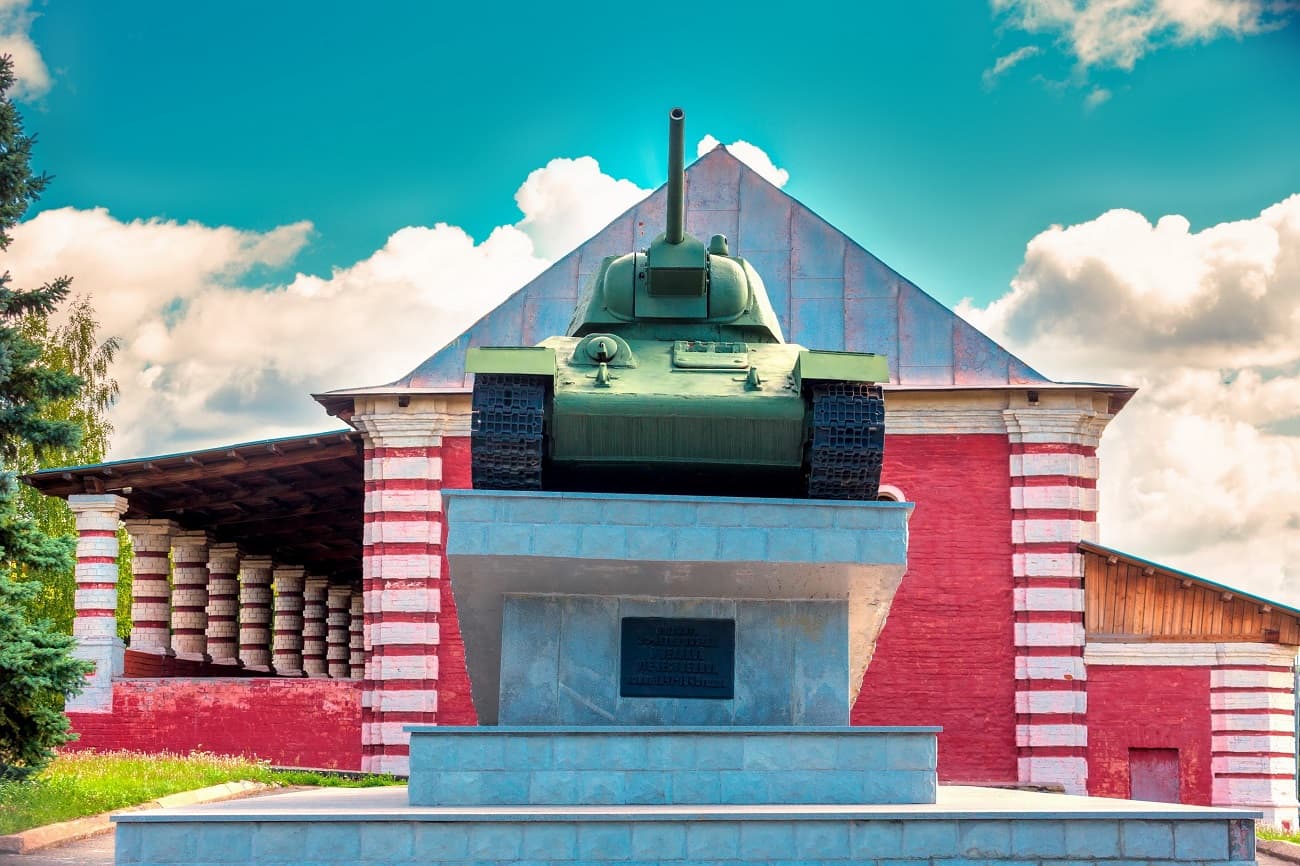 Памятник танку Т-34