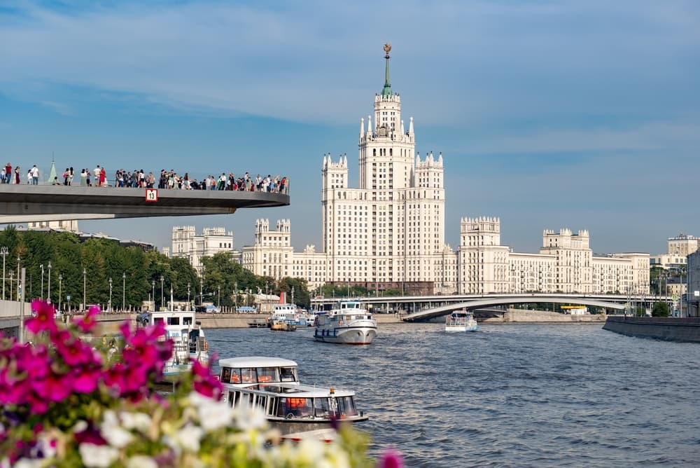 Дом на Котельнической набережной