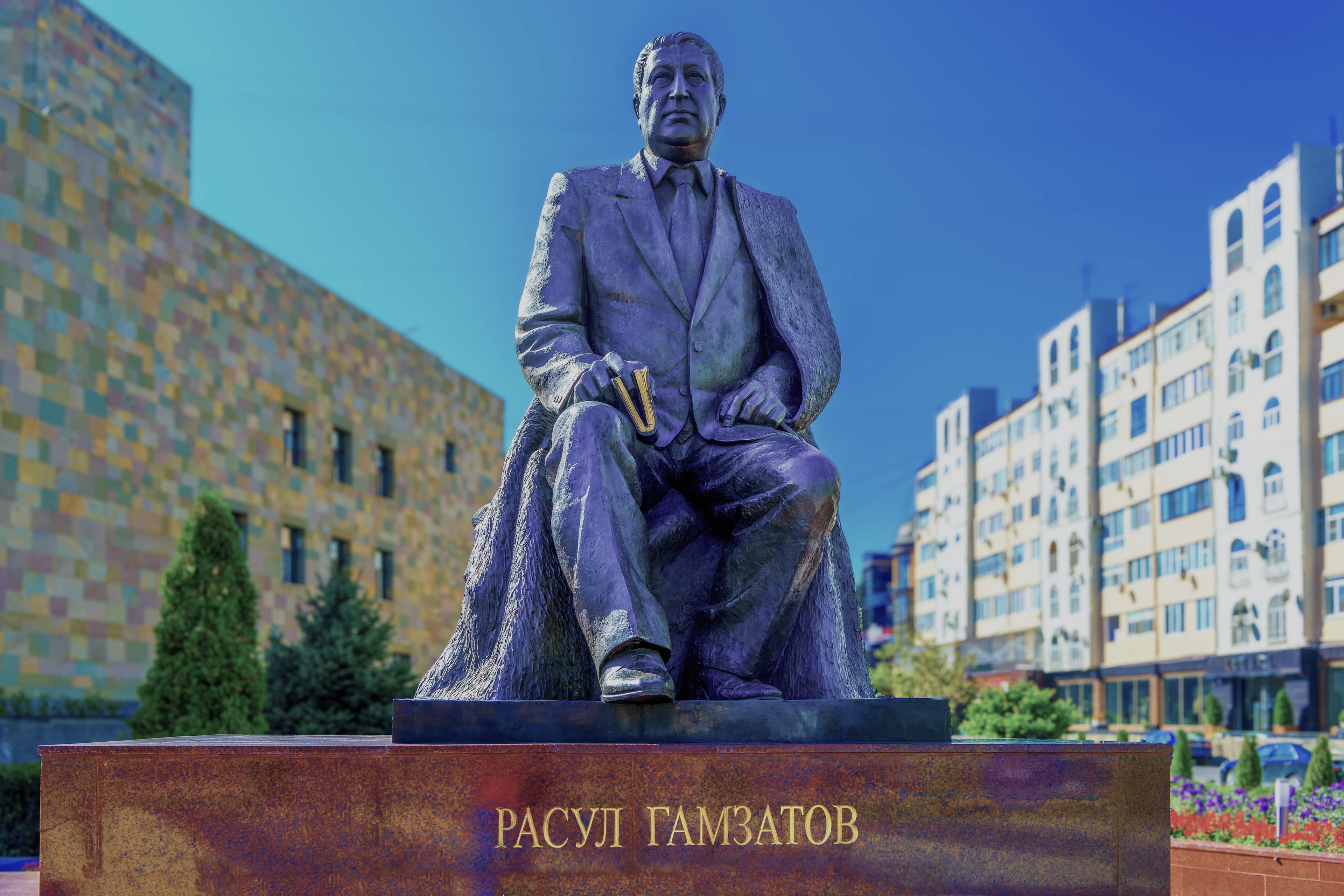 Проспект Расула Гамзатова