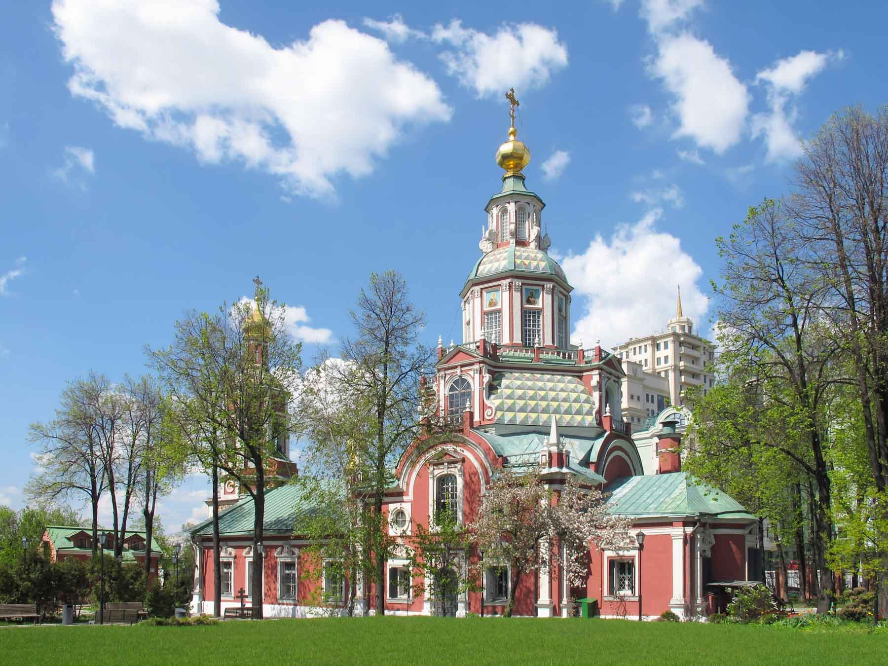 Храм Иоанна Воина на Якиманке