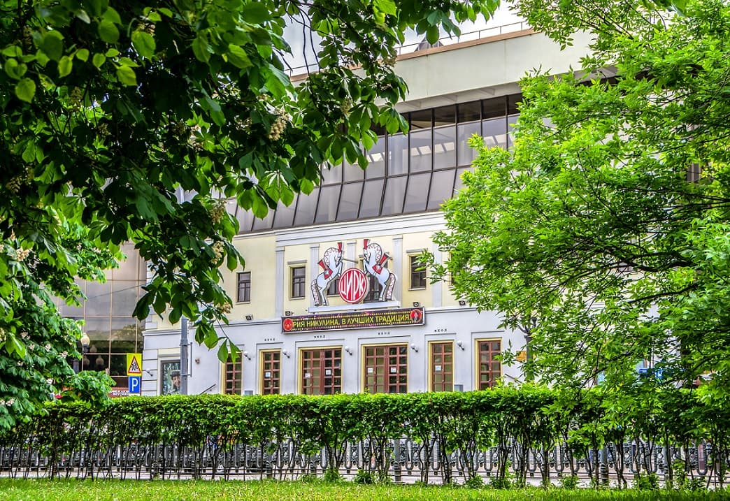 Цветной бульвар