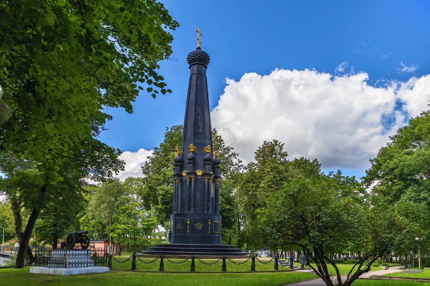 Парк «Лопатинский сад»