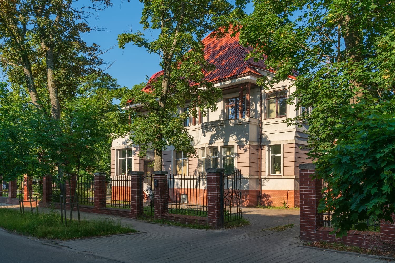 Вилла Арон