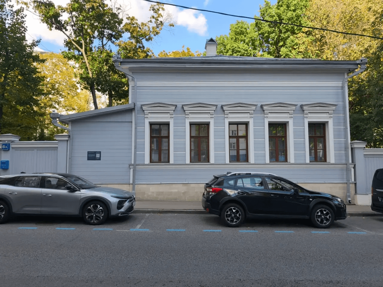 Главный дом усадьбы Лебедевых