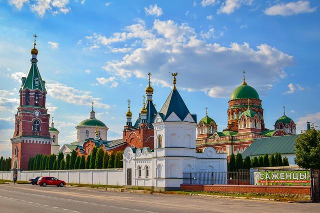 Лебедянь — город писателей, пианистов, химиков и героев