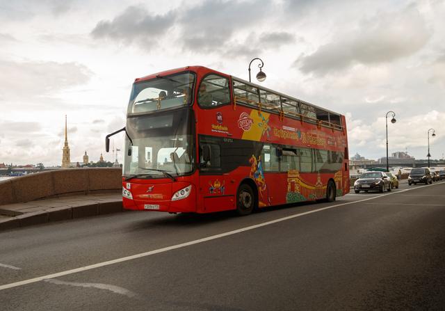 Экскурсия на двухэтажном автобусе City Sightseeing в Санкт-Петербурге