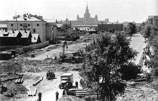 Хамовники: от ткачей до трубачей