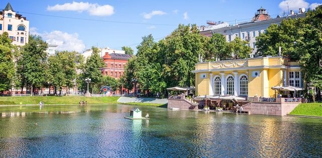 Москва Булгаковская: мистика, тайны и магия Патриарших с посещением видовой ротонды