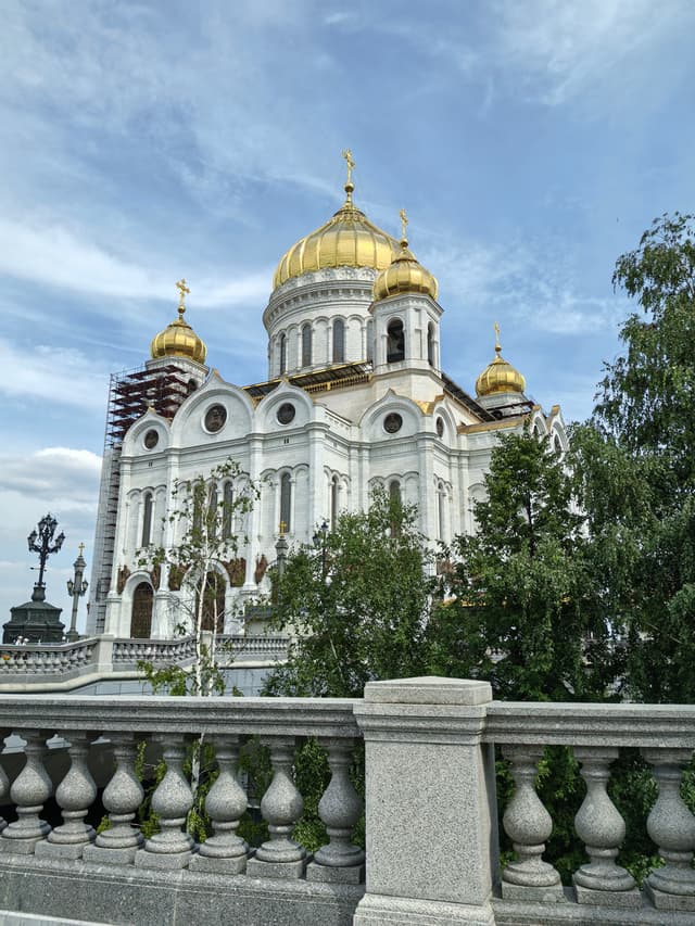 Храм Христа Спасителя - символ духовного возрождения России