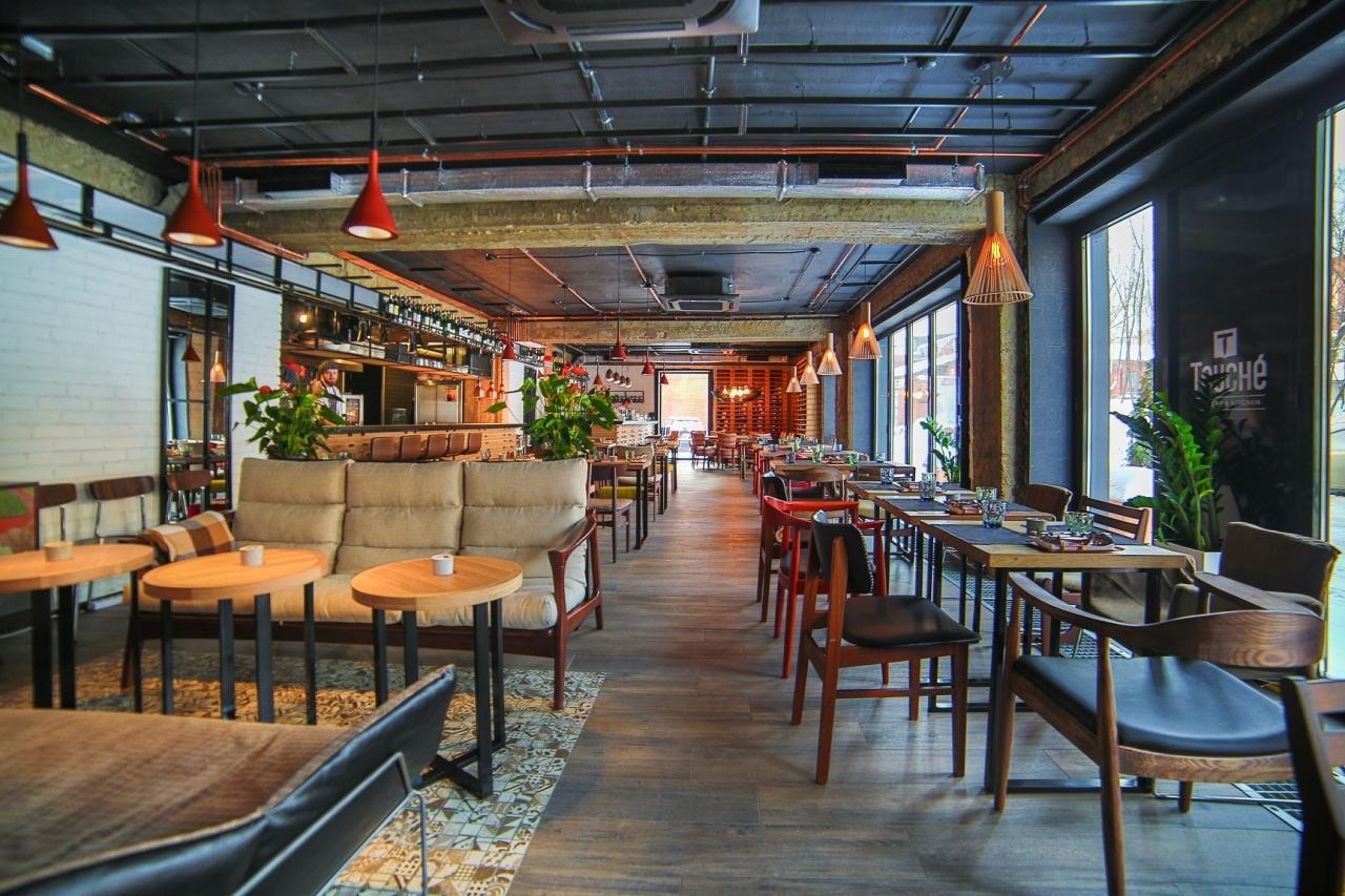 Touché Wine Bar & Kitchen