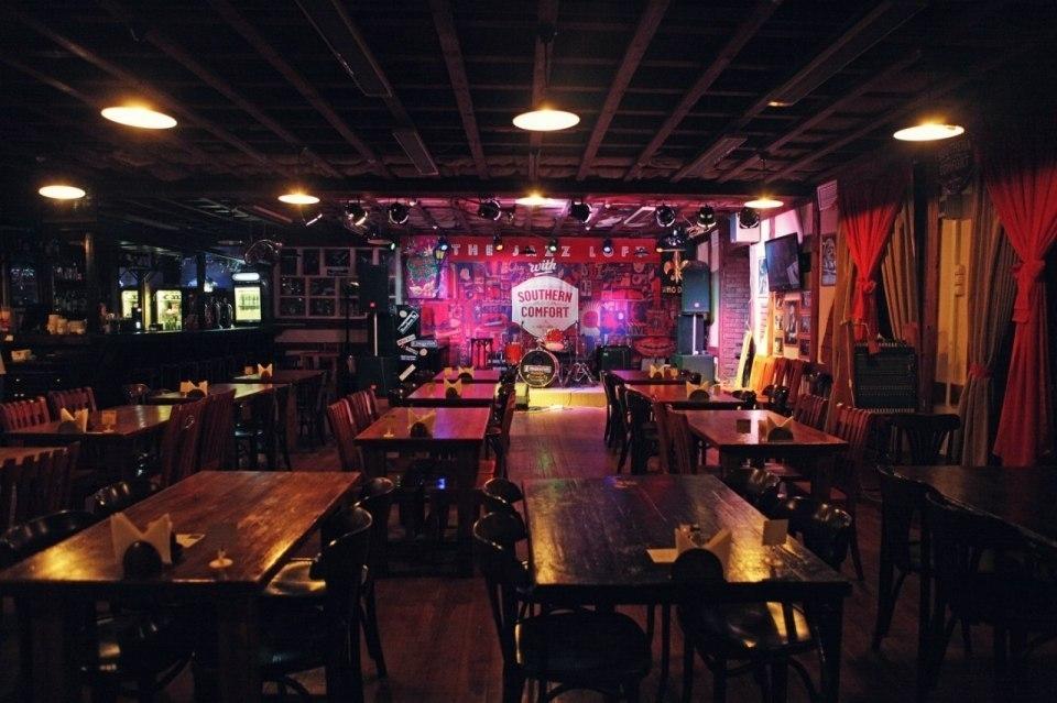Ритм Блюз кафе / Rhythm & Blues Cafe