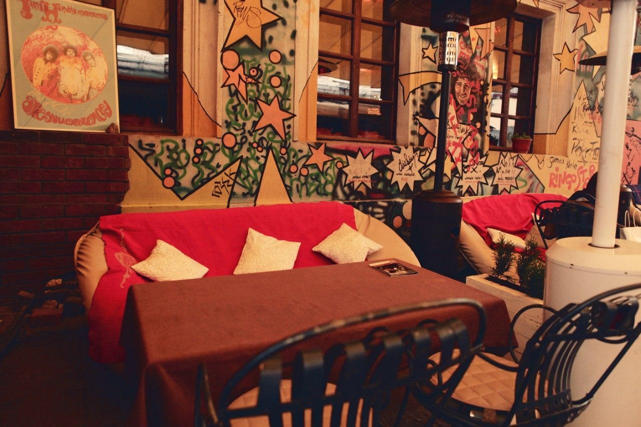 Ритм Блюз кафе / Rhythm & Blues Cafe