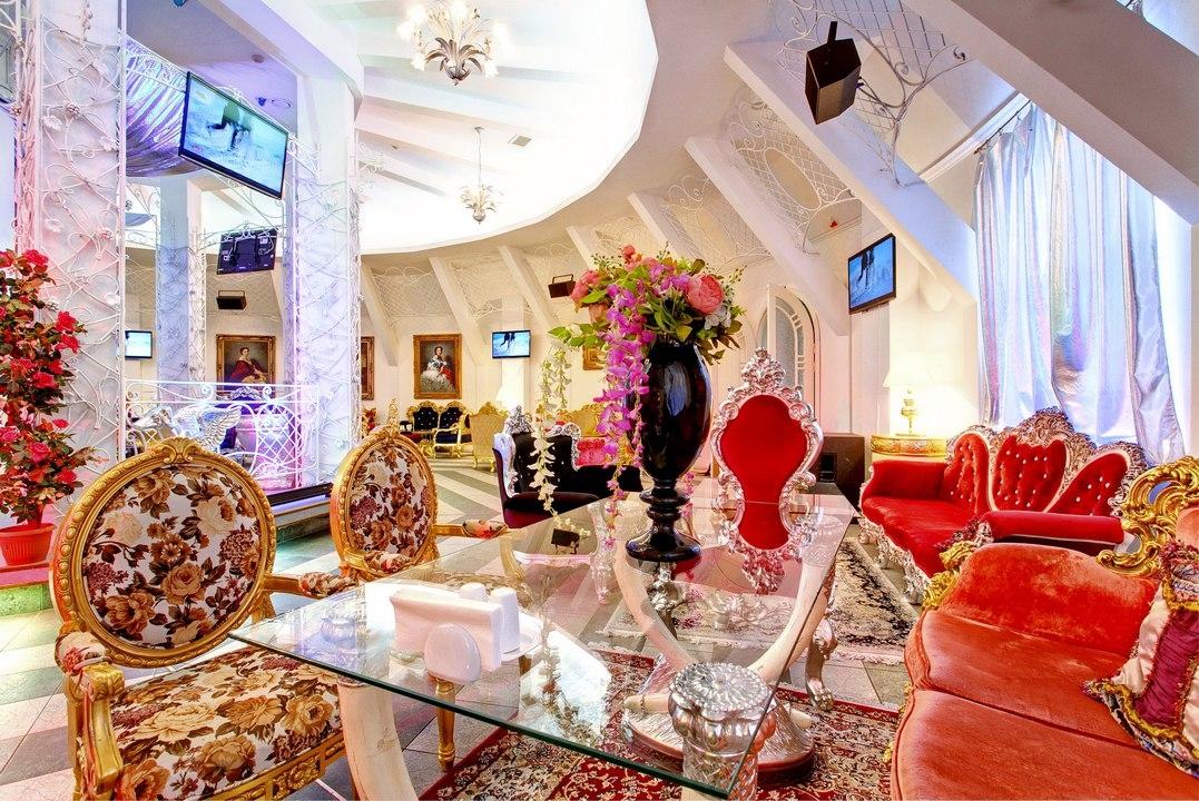 Галерея Hall Горки-10