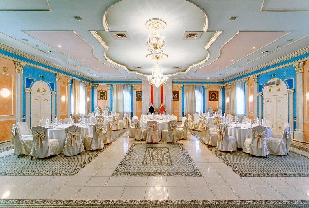 Галерея Hall Горки-10