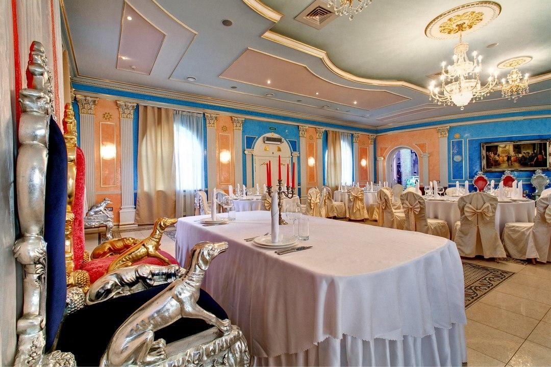 Галерея Hall Горки-10