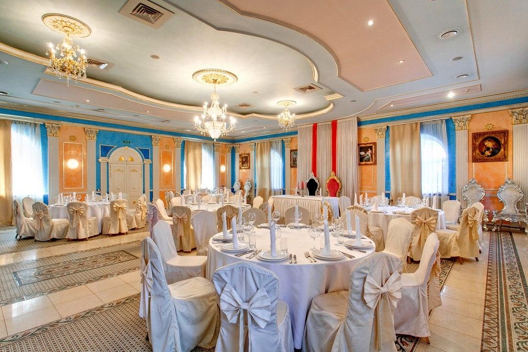 Галерея Hall Горки-10