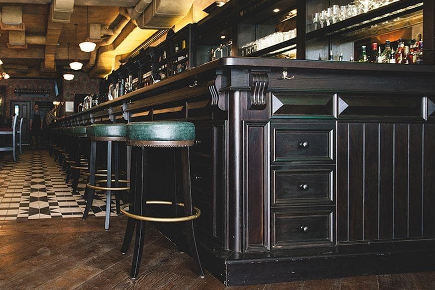 Mandy`s Apothecary Irish Pub