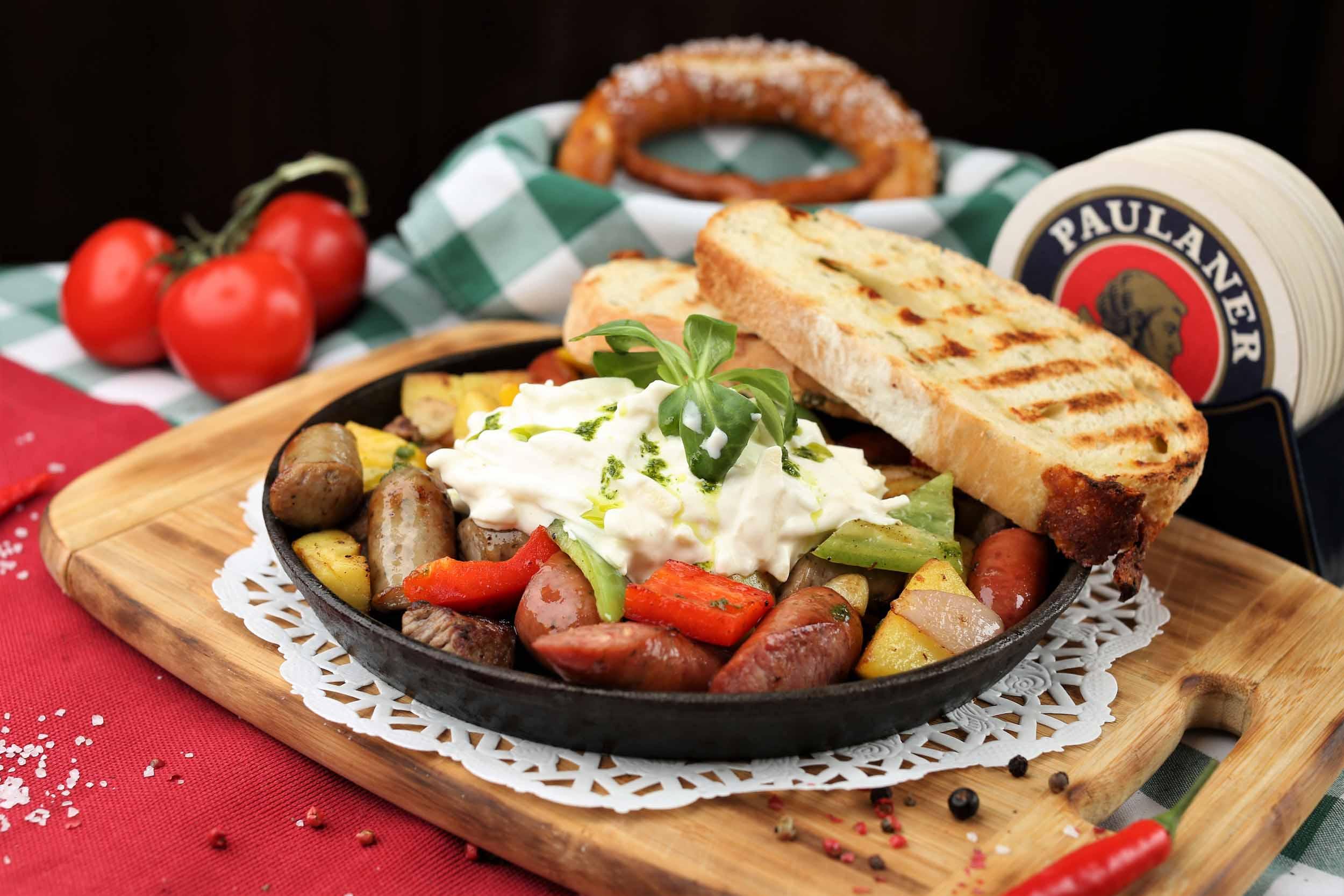 Ресторан-пивоварня Paulaner Brauhaus