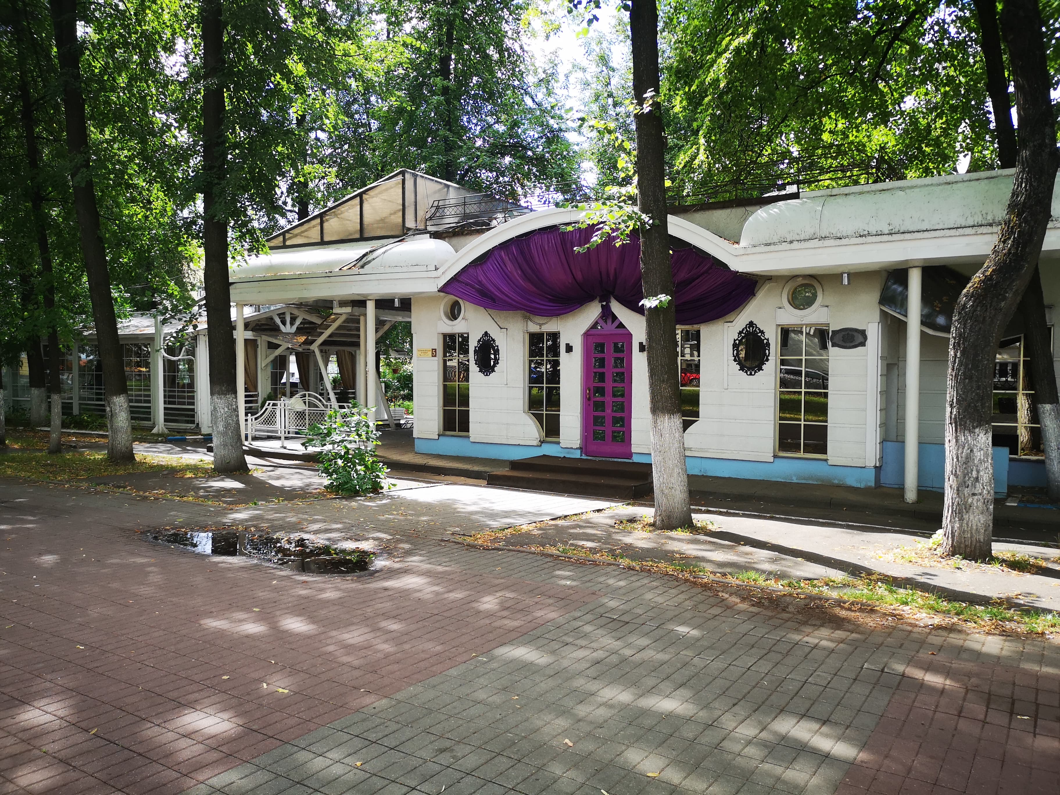 Ресторан «Сквер 20/10»