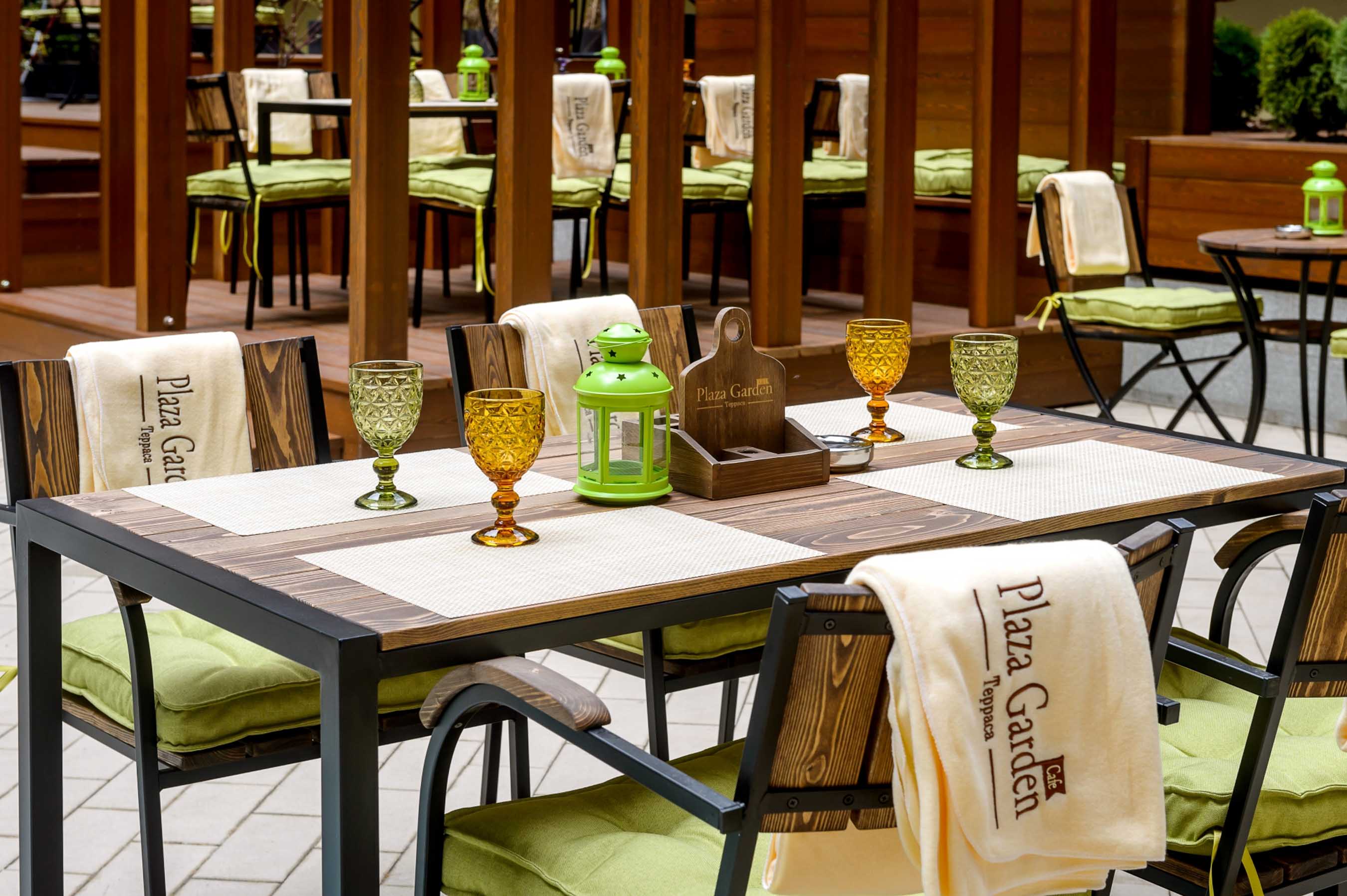 Plaza Garden Café