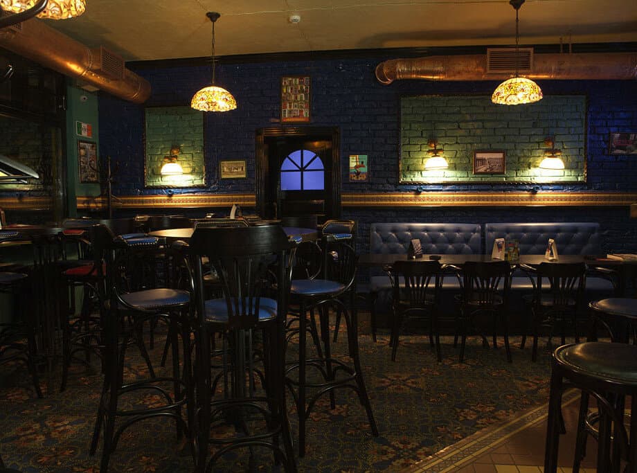 Harat`s pub Московская