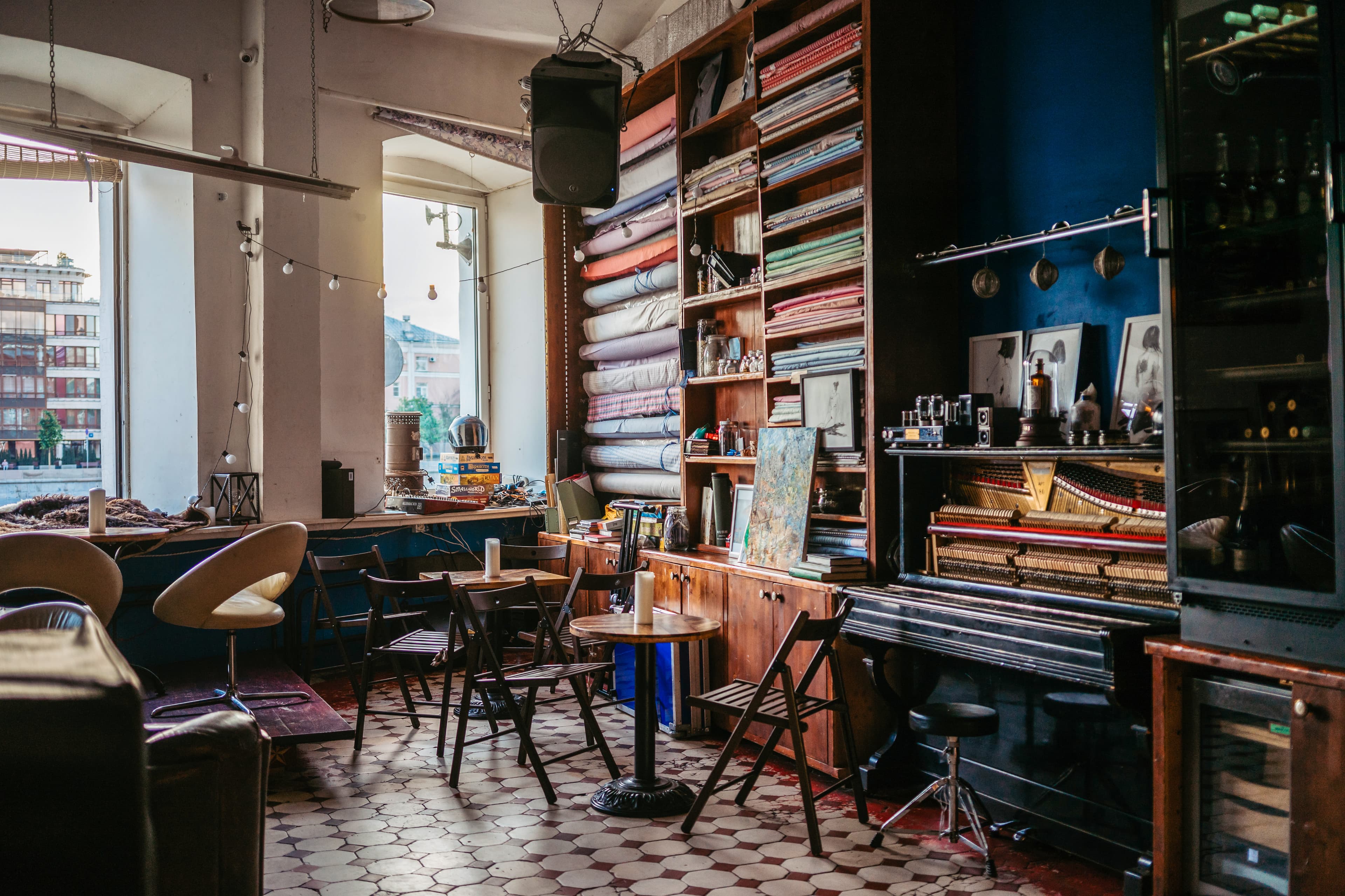 Dictatura Æstetica Bar