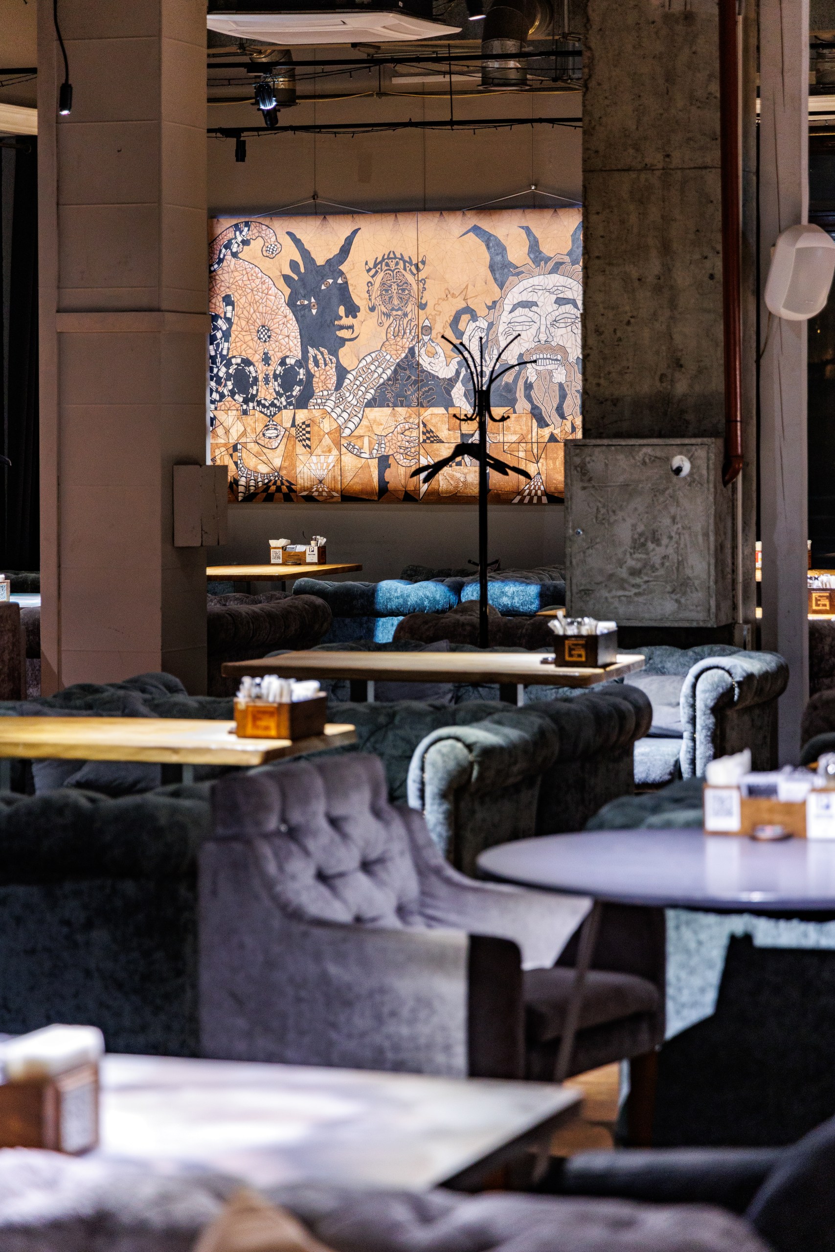 1st Gallery Lounge на Сибгата Хакима