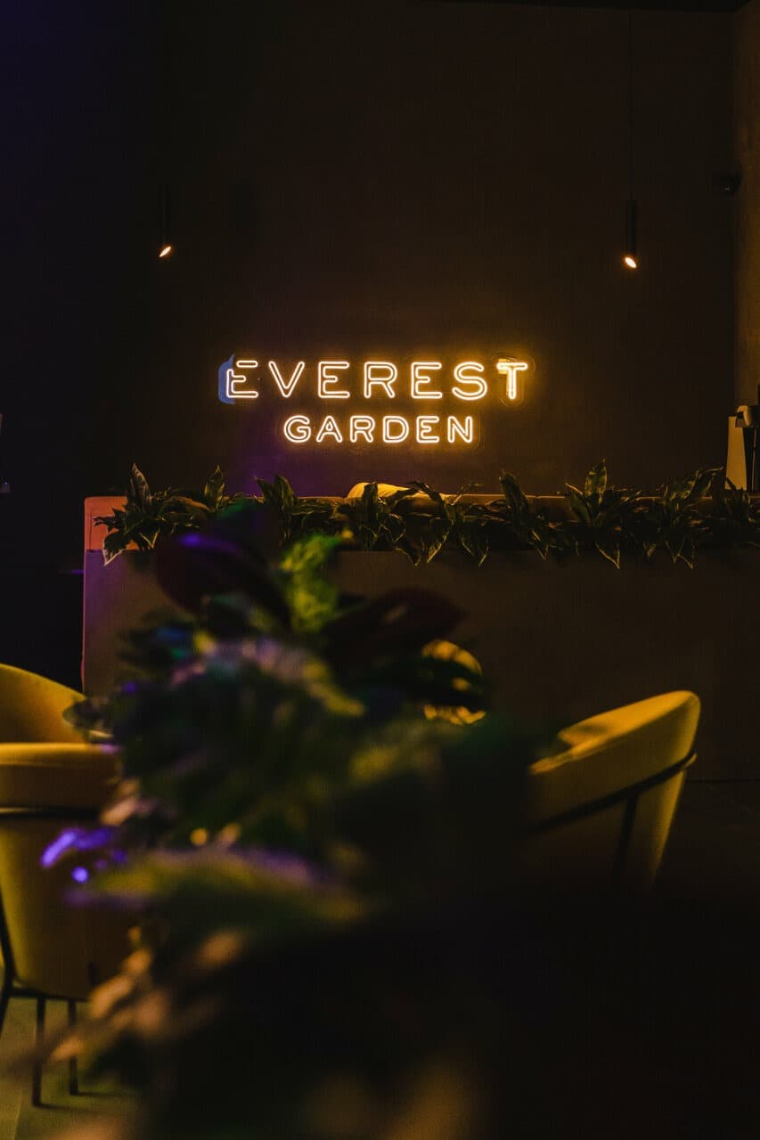 Everest Garden