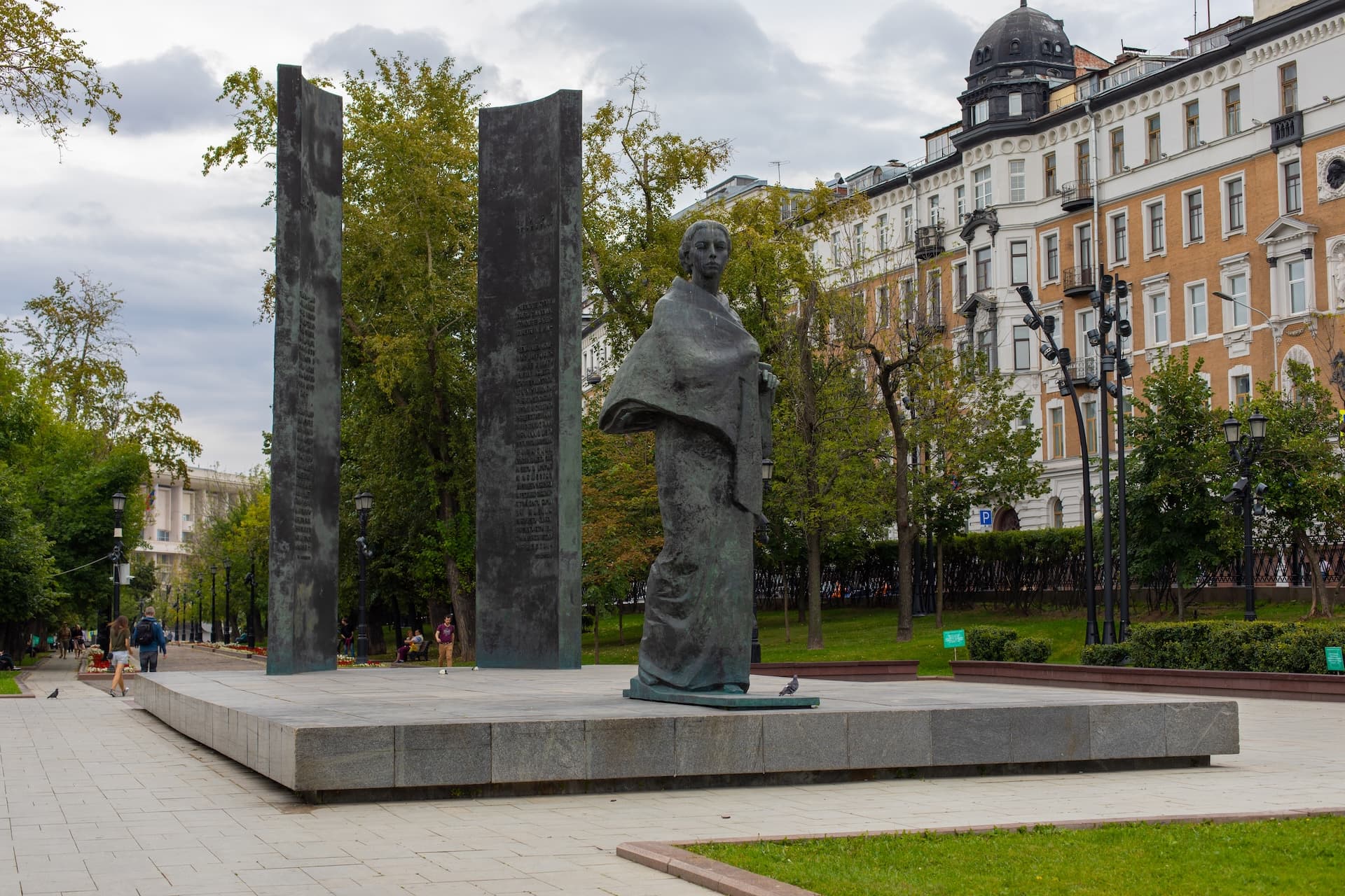 Москва великих женщин — театральная и музыкальная, научная и поэтическая