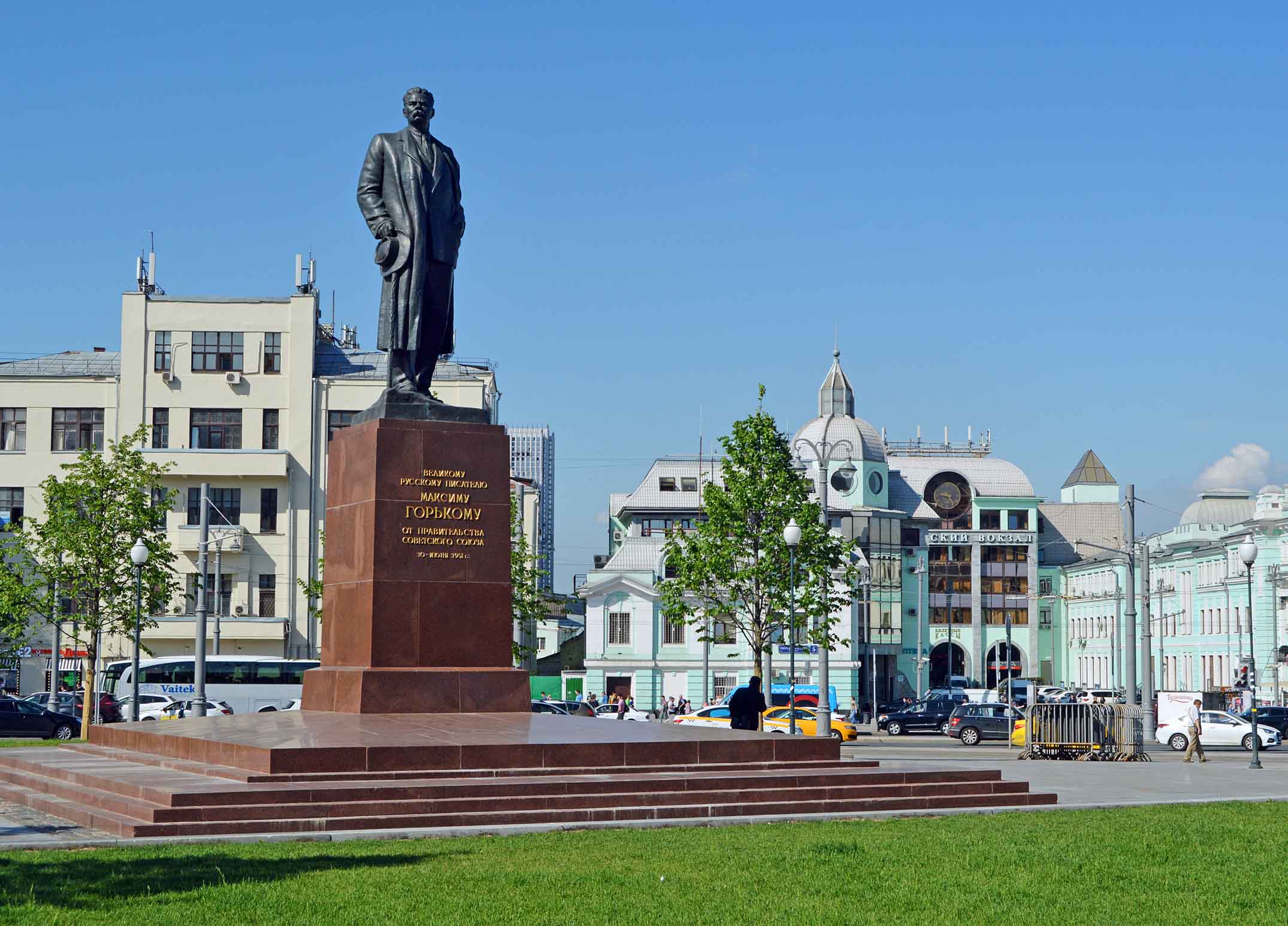 Не только «Рабочий и колхозница». Скульптуры Веры Мухиной в Москве