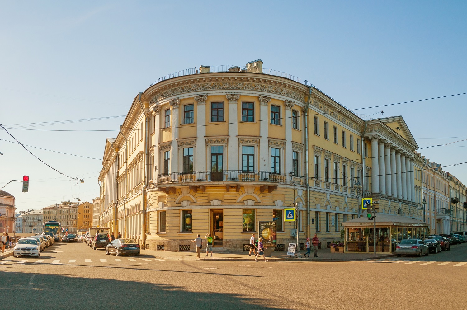 Богемные адреса: исторические бары, рестораны и салоны Петербурга