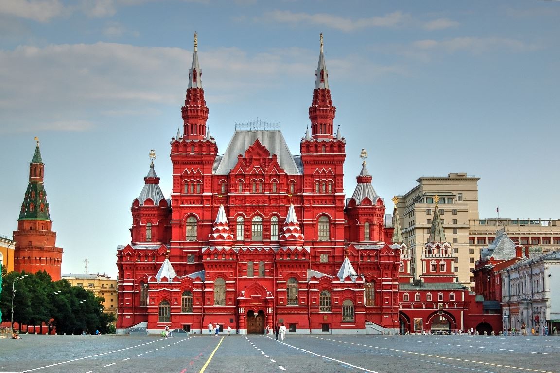 Москва Петра I: где царь пел на клиросе и какой храм построен по его чертежам