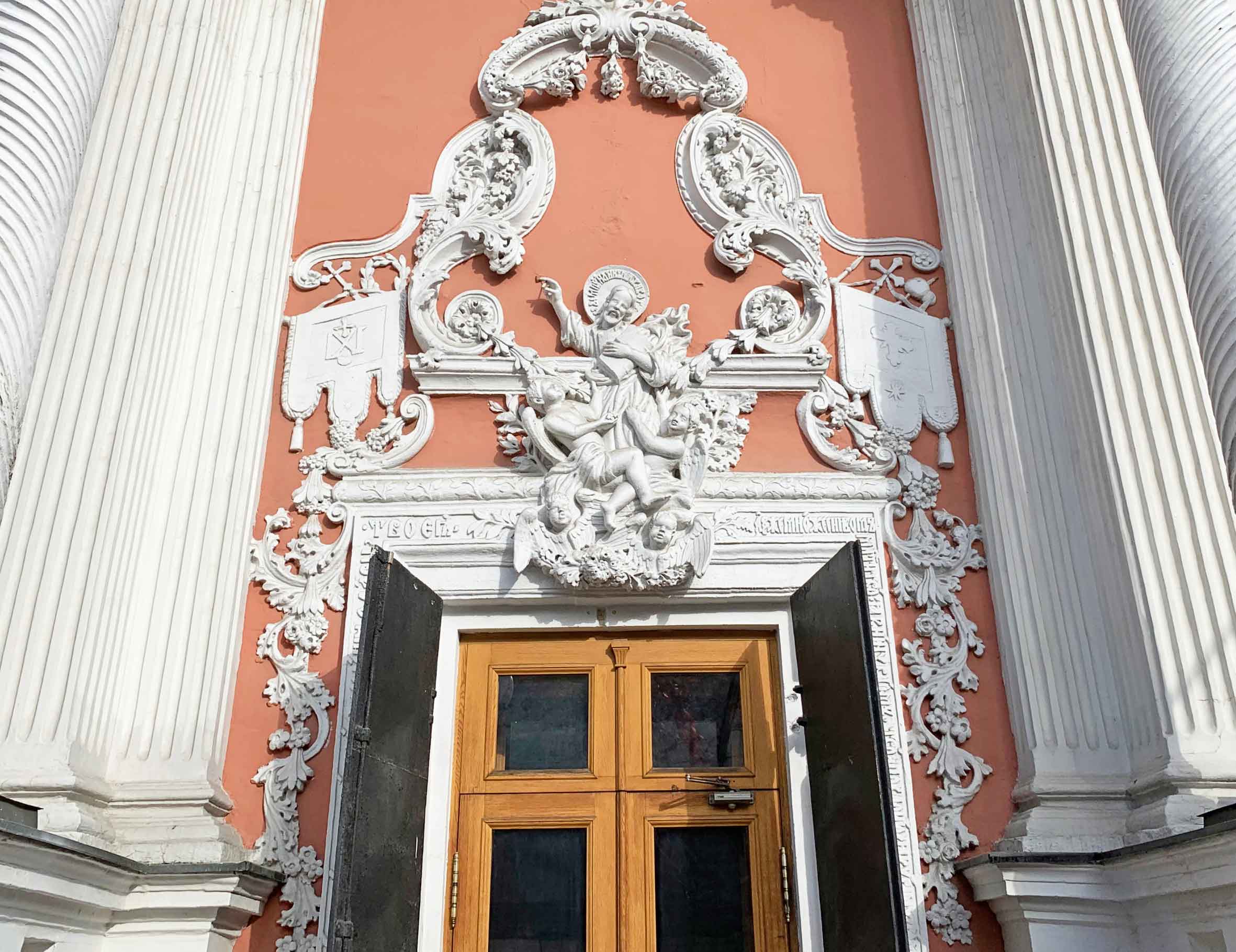 От Боровицкого холма до Мясницкой: путешествие сквозь столетия